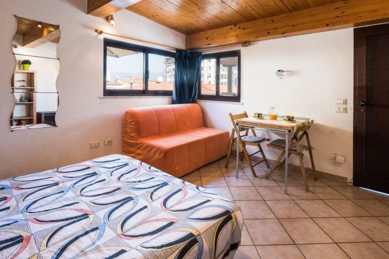 Altido Apt For 8 With Huge Terrace In Old Town Of Viareggio Buitenkant foto